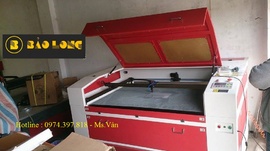 máy laser 1390