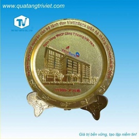 Sản xuất kỷ niệm chương gỗ đồng giá rẻ công ty Trí Việt
