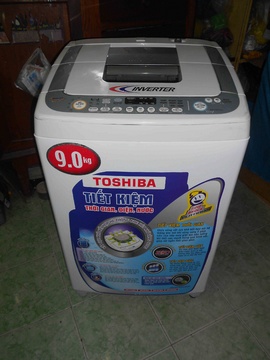 Bán máy giặt TOSHIBA 9kg inverter, mới 95%