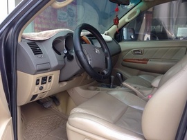 xe Toyota Fortuner 2. 7 4x4 2009 AT, 688 triệu,