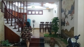 Bán nhà Đội Cấn 60m2, 3 tầng, MT5M, 6 tỷ có thương lượng