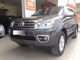. Bán Toyota Fortuner 2. 7 2009 AT