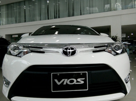 Khuyến mãi tới 50 % phí trước bạ và Bảo hiểm theo xe khi mua Vios 2016