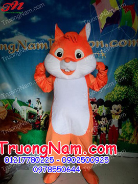 mascot sóc chuột cà rốt