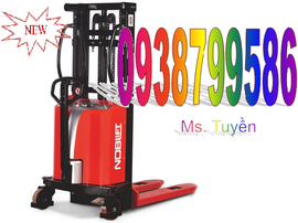 Xe nâng bán tự động 1500kg