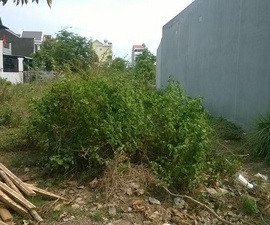 bán lô đất đường 1A, DT:200m2. Vị trí đẹp cách MT vành đai vài canh nhà. Giá:8. 5 tỷ