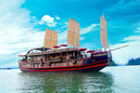 'Khách sạn di động' Poseidon Junk trên vịnh Hạ Long NEWS192