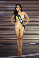 “Thỏa nhãn” với màn trình diễn áo tắm của người đẹp Hoa hậu trái đất NEWS2893