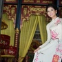 [6] Người đẹp biển Nguyễn Thị Loan ep ấp áo dài