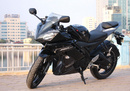 Yamaha R15 - môtô cỡ nhỏ cho người Việt NEWS14432