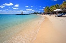 Bãi biển Grand Baie nổi tiếng của Mauritius. NEWS16068