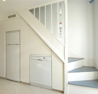 Những cách tận dụng gầm cầu thang ở nhà hẹp