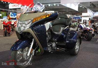 2011 Victory Vision Trike – môtô “lai” xế hộp