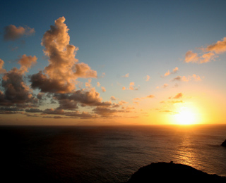 Hoàng hôn lãng mạn trên vịnh Caribbean