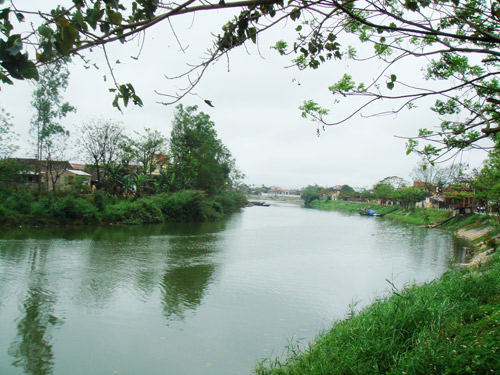 Nét thanh bình bên dòng sông Kiến Giang