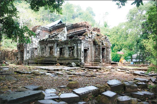 Wat Phou tịch lặng