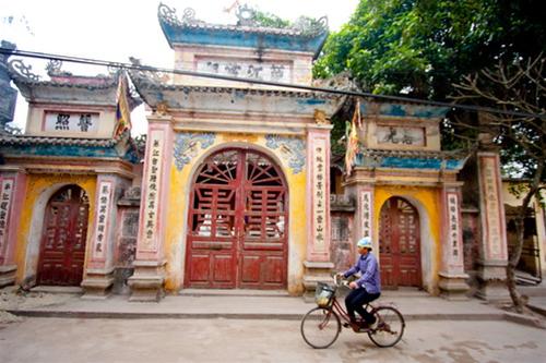 Vòng quanh Phố Hiến