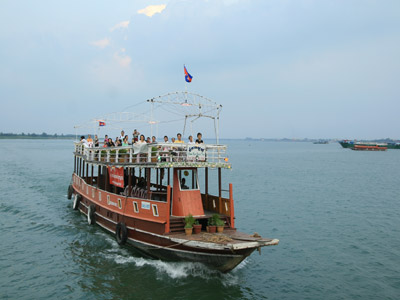 Du thuyền trên Biển Hồ - Tonlé sap.