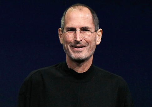 CEO Steve Jobs của Apple