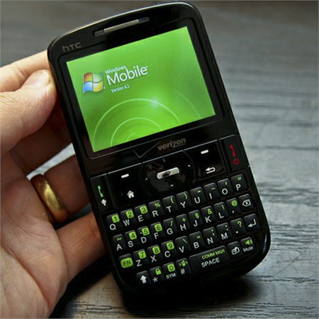 Giảm giá Tết cho Blackberry, HTC, iPhone