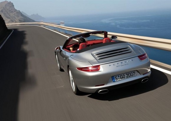 Đập hộp 2013 Porsche 911 Carrera Cabriolet