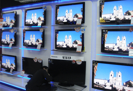 Giá TV LED ngày càng hấp dẫn tại Việt Nam