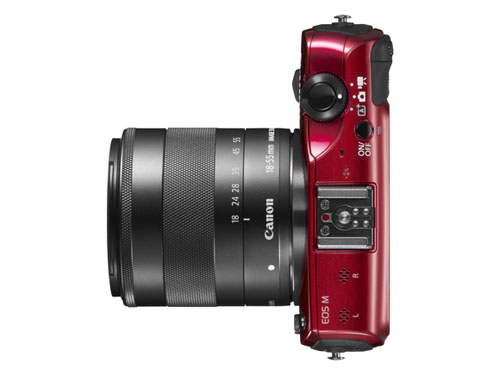 Canon ra máy ảnh không gương lật giá 800 USD