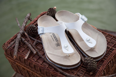 Đổi giày cũ lấy giày Birkenstock tốt cho sức khỏe