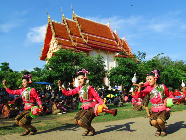 Tết Pháo thăng thiên miền Yasothon